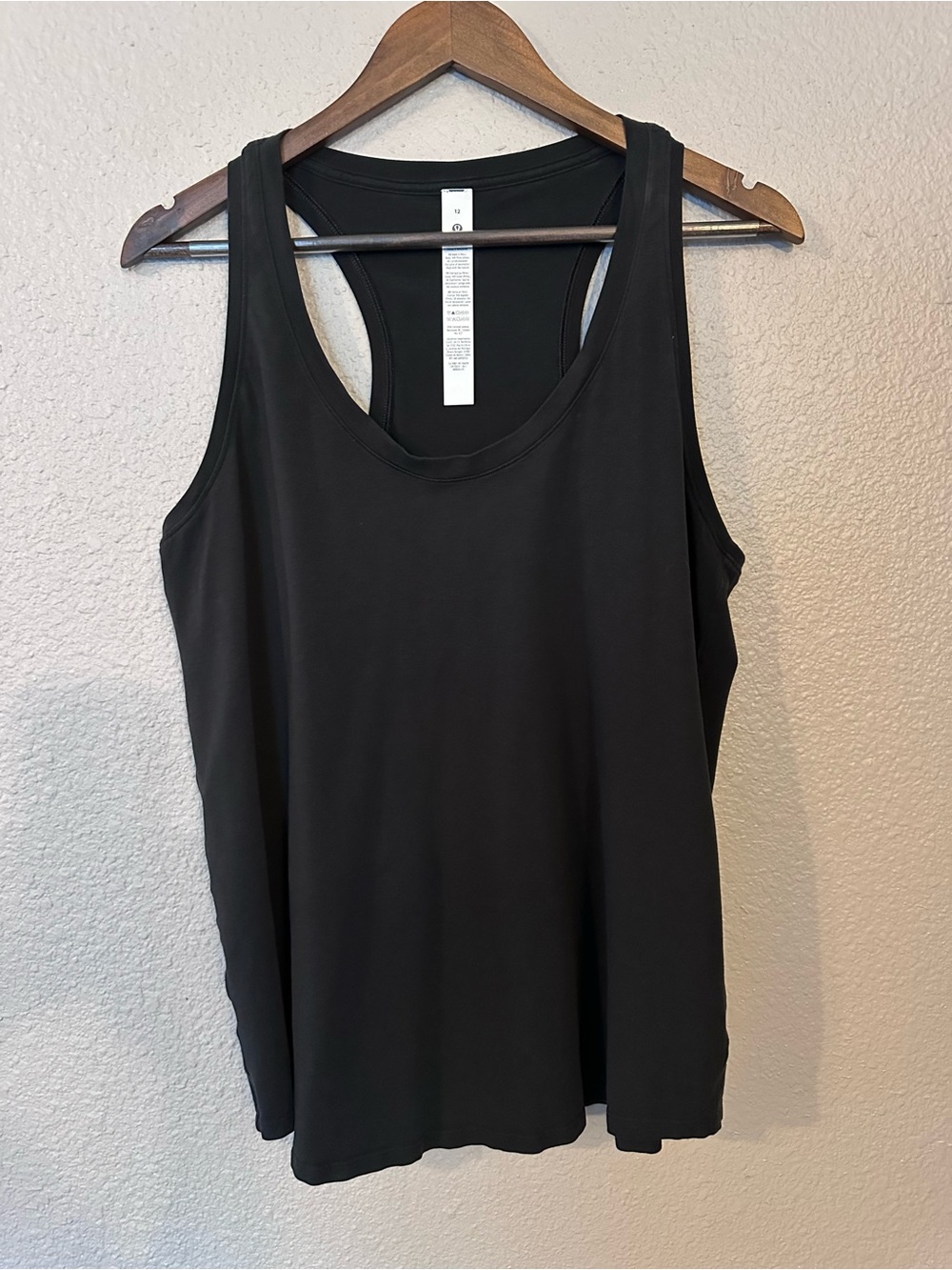 EUC Lululemon Love Tank Black Size 12